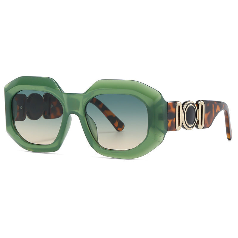 Trendy Oversized Polygon Sunglasses for Street Style