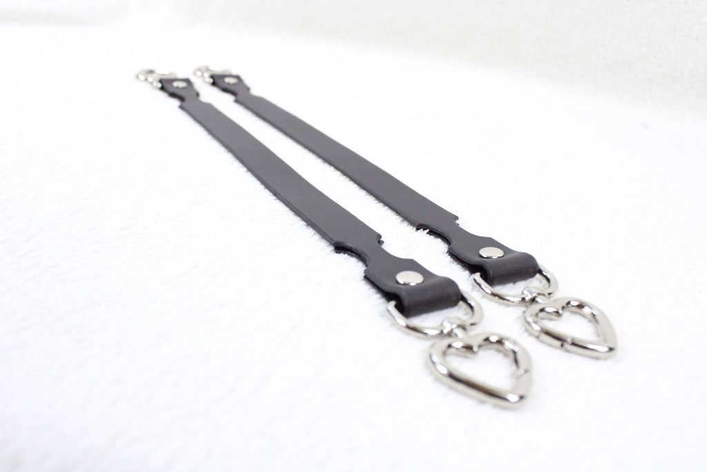 BDSM Restraint Connector Set Red Leather with Heart Rings