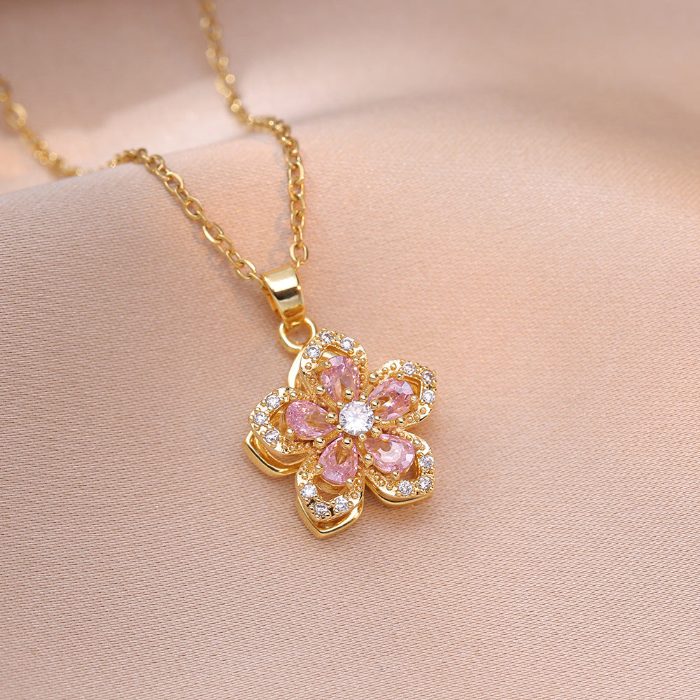 Trendy Women's Zircon Flower Pendant Necklace Design