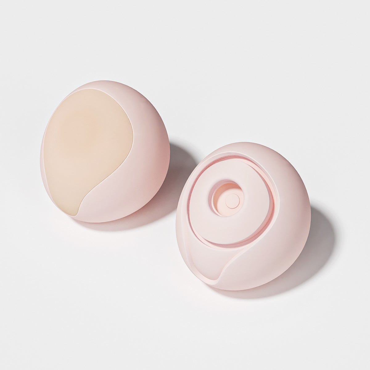 BeYourLover Peach Clit Sucking Vibrator