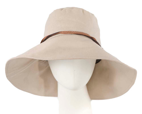 Beige ladies summer beach hat